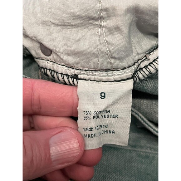 Aviva Denim Shorts Juniors 9 Blue Distressed Rolled Cuff Frayed Hem Casual - Picture 4 of 5